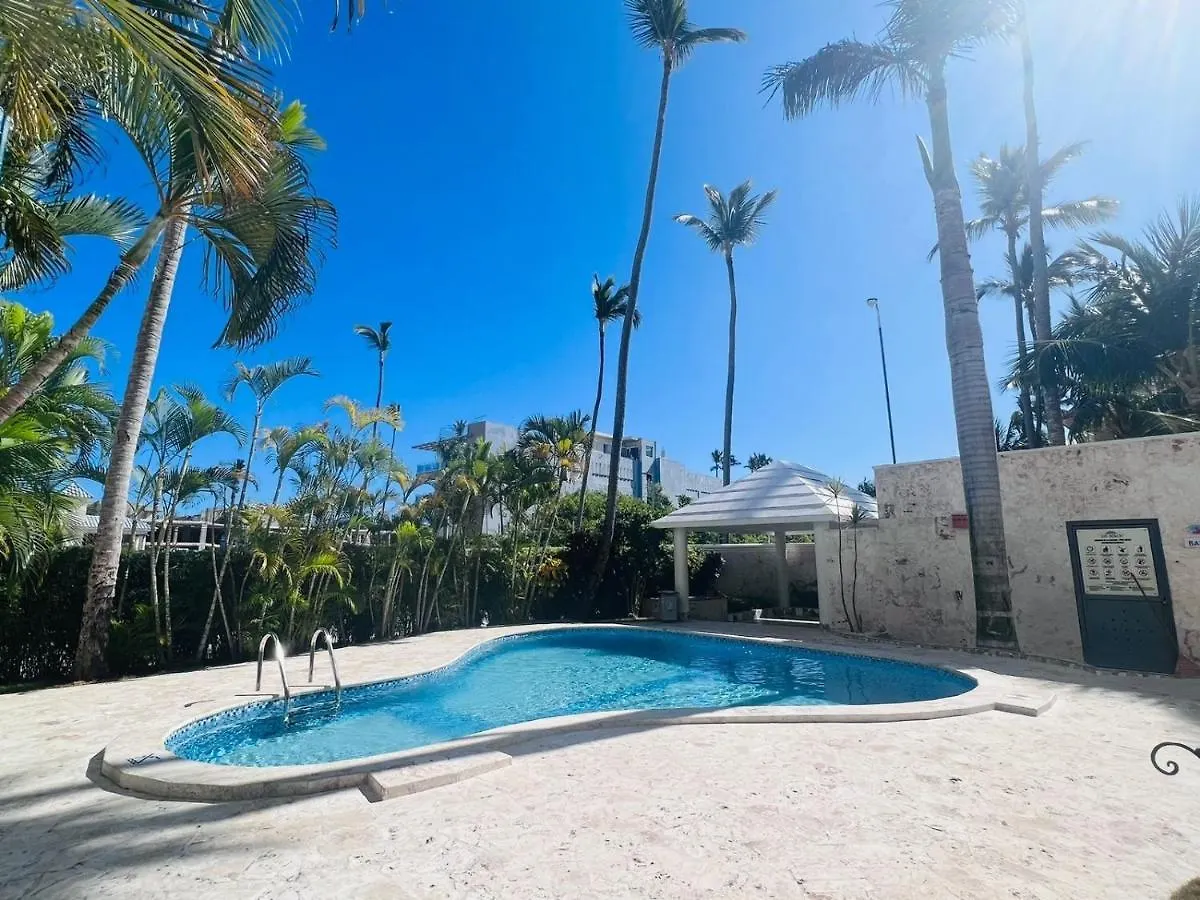 아파트 Private Pool View 2Bdr In Los Corales 푼타 카나
