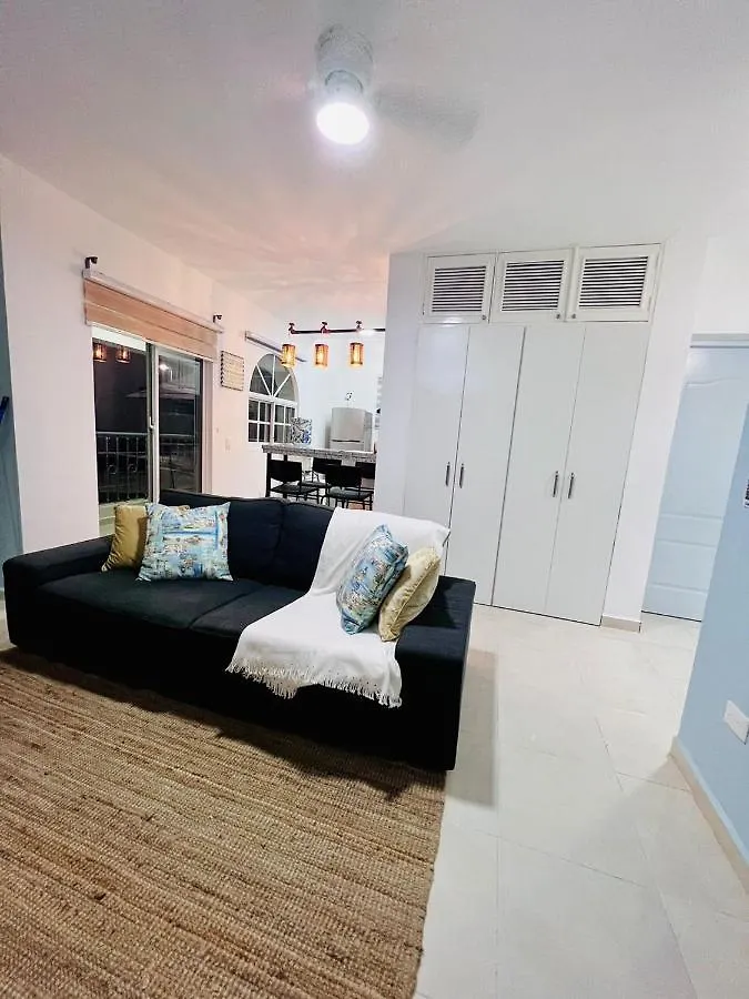 Private Pool View 2Bdr In Los Corales 푼타 카나 아파트